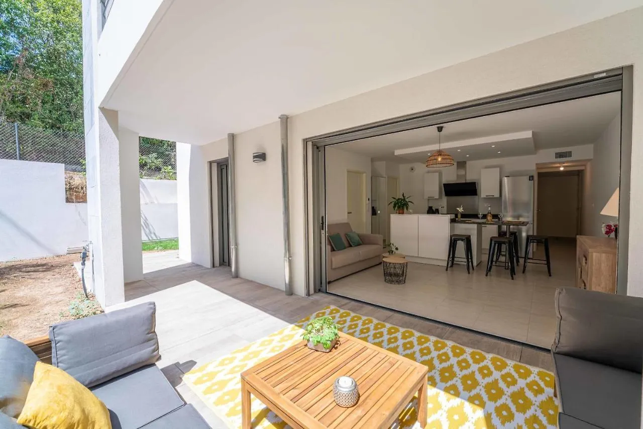 Appartement Les Lecques - Superb New Standing T3 With Garden Swimming Pool & Parking à Saint-Cyr-sur-Mer
